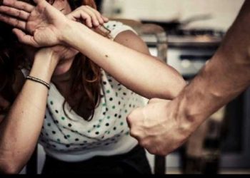 Pasi u kthye nga Gjermania, shqiptari rreh gruan dhe i merr dokumentet personale