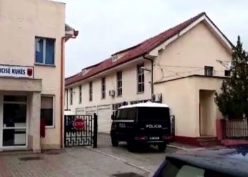 E rëndë/ 31-vjeçari i jep fund jetës, vuante nga…