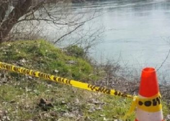 E fundit/ Gjendet i mbytur në rezervuar një 17-vjeçar