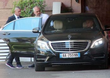 Mungon në mbledhjen e Qeverisë, Rama largohet nga Tirana një ditë para protestës së opozitës