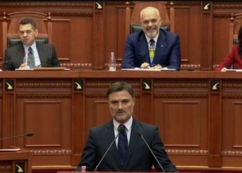 “Të zbardhet e vërteta e ish-Sigurimit”/ Dy drafte në Kuvend, PS dhe Alibeaj kërkojnë hapjen e dosjeve