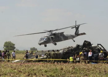 Rrëzohet avioni zjarrfikës, ndërron jetë piloti