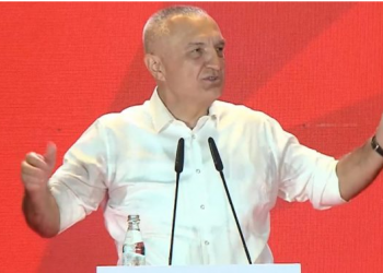 “Ti mbrojmë nga…”, Meta gati projektligjin për rritjen e pagës së administratës