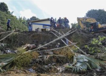 Tragjedia, humbin jetën disa nxënës në oborrin e shkollës