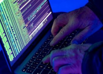 Kush fshihet pas sulmit kibernetik të “e-Albania”?! Hakerat: Kemi akses tek institucionet!