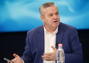 Autoriteti i Dosjeve në Kuvend/ Murrizi: Do u rrëzohet udhëheqja në Parlament, keni dhe ju spiunë…