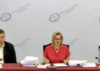 Avokati i Popullit/ Altin Goxhaj prezanton programin, Majko nuk mban të qeshurën