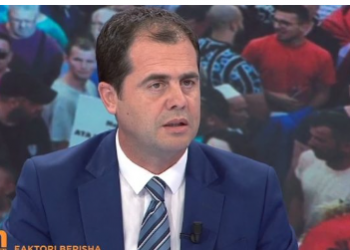 Kandidat 81-vjeç për kryeministër dhe “non grata”, çfarë thotë Bylykbashi për Berishën