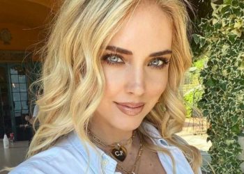 Shkoi me pushime në Greqi, aksidentohet Chiara Ferragni