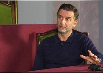 PS duhet të ndryshojë/ Braçe: dembelët t’i largojmë nga Administrata