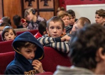 Nuk dihet gjë për ta/ Lufta në Ukrainë zhduk mijëra fëmijë të varfër e jetimë