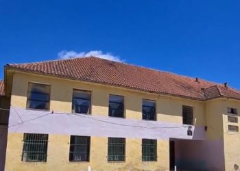 Nuk i vënë emrin dëshmorit/ Katër vite pezull, shkolla në Dibër ende pa emër