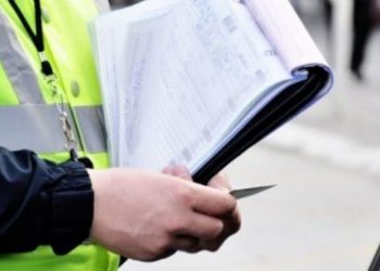 Ndëshkonin me gjoba padrejtësisht shoferët, pezullohen 5 policë qarkullimi