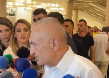 A do të takohet me Berishën? Ja si përgjigjet Meta pas Konventës Kombëtare