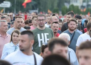 Incident në protestën e Shkupit, Mickoski: Ky është personi që donte të më vriste