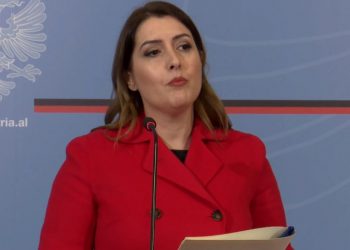 “Në rast variantesh të reja të COVID, çfarë masash do të ketë”, ja si përgjigjet Manastirliu