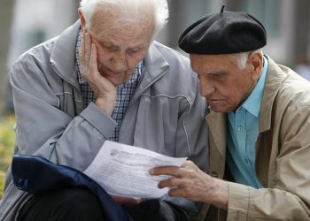 Qeveria heq paketën e ndihmës, pensionistët e Kukësit: Nuk jetojmë dot me…