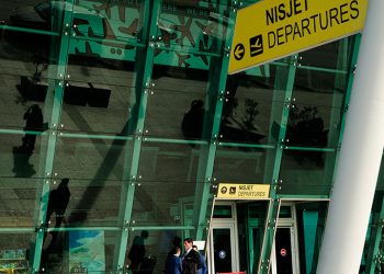 Fluks hyrjesh nga Rinasi, shtohen sportelet për të shmangur vonesat