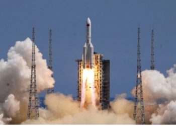  Doli jashtë kontrollit, Kina: Mbeturinat e raketave që fluturojnë drejt Tokës  përbëjnë rrezik