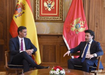 Kryeministri spanjoll vijon turin ballkanik, takohet me Abazoviç në Mal të Zi