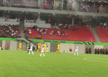 VIDEO/ Tjetër shuplakë për Tiranën, pësojnë lehtësisht edhe golin e dytë
