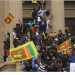 “Të dorëhiqen liderët”/ Kriza, protestuesit në Sri Lanka “pushtojnë” presidencën dhe kryeministrinë