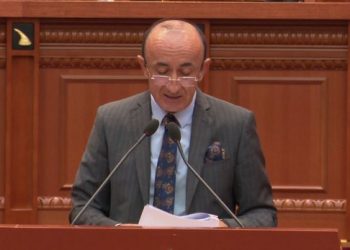 Sula në Kuvend: Deputetët e PD që janë pro amnistisë fiskale, haram e paçin votën!