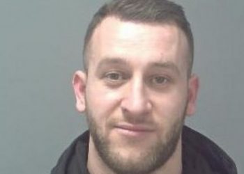 U kap duke trafikuar kokainë në Angli, dënohet me burg i riu shqiptar me dokumente greke (EMRI)