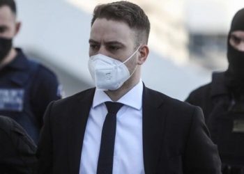 Vrasja e Caroline, piloti i dënuar me burgim të përjetshëm transferon pasurinë tek vajza e vogël