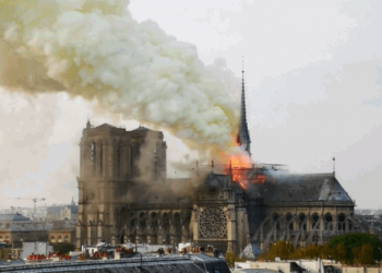 U shkrumbua 3 vite më parë, ja kur do të rihapet katedralja Notre-Dame në Paris
