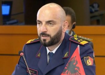 LAJM I FUNDIT/ Gledis Nano jep dorëheqjen?