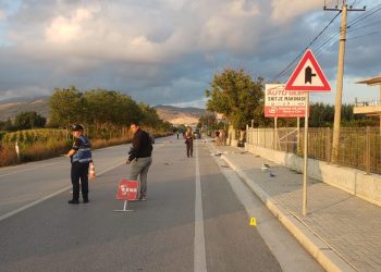 Makina përplas për vdekje 70-vjeçarin në Kuçovë