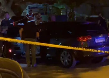 Qëlluan me armë ndaj Alban Bruçajt në Shkodër, policia shpall në kërkim dy të rinjtë (Emrat)