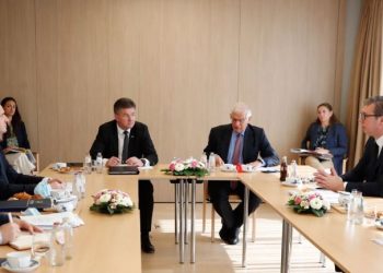 Tensionet në veri të Kosovës, Borrell fton Kurtin dhe Vuçiçin në Bruksel për vazhdimin e dialogut