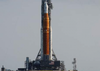 Anulohet nisja e raketës së NASA-s drejt Hënës