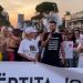 Protesta në Tiranë për dhunimin e11-vjeçares, kush janë VIP-at pjesëmarrës