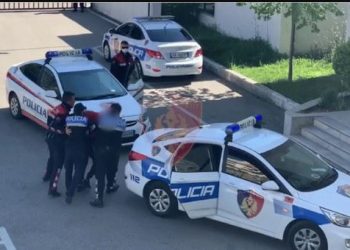 Plas sherri në Kurbin, goditet me thikë 65-vjeçari, në pranga autori