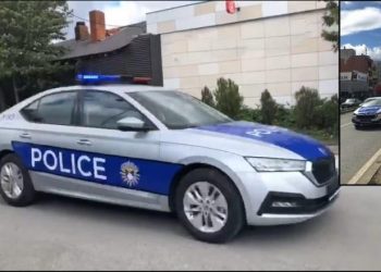 E rëndë, 18-vjeçarja shqiptare futet me forcë në makinë dhe merret peng nga disa persona