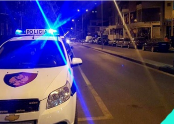 Emrat/ Kush është shoferja që përplasi këmbësorët tek Liqeni, identifikohen të plagosurit