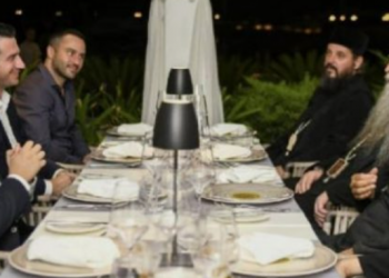 Marrëveshja me ta i kushtoi pushtetin, Abazoviç darkon me Patriarkun e Kishës serbe