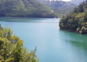 Policia e Kosovës filloi patrullimin ujor në liqenin e Ujmanit për herë të parë pas luftës