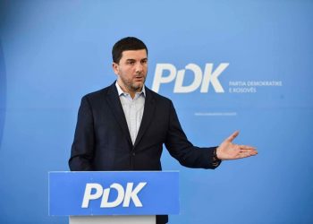 Opozita në Kosovë e përçarë, Krasniqi nuk shkon në takim me Albin Kurtin