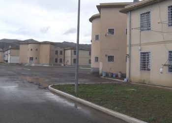 Rrahën policët në burgun e Peqinit, 3 të burgosurve u shtohen edhe 4 akuza të tjera