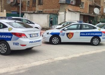 Konflikt në familje, gruaja godet me thikë bashkëshortin në Tiranë