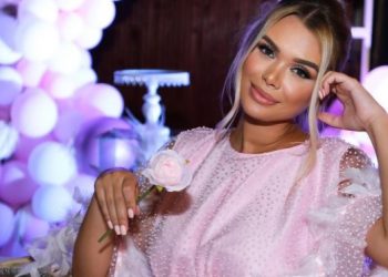 Nga mosekspozimi i barkut deri te lindja me operacion, Eni zbulon detaje rreth pritjes së ëmbël