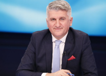 Incidenti i mistershëm në Gramsh, Gjekmarkaj ironizon: Niko u përlesh vetë me spiunët, por…