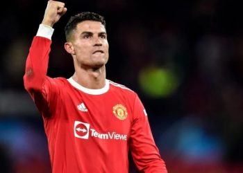 Ronaldo drejt Napolit, De Laurentis diskuton detajet me menaxherin e tij