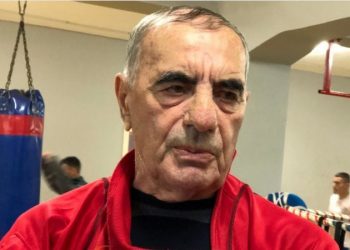 Ceremonia pritëse, trajneri i Kombëtares së boksit: Turp që barazojnë Florian Markun me Luiza Gegën!