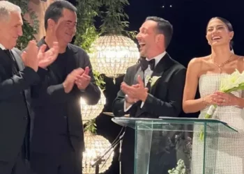 Martohet aktorja e njohur turke, dalin pamjet nga ceremonia madhështore