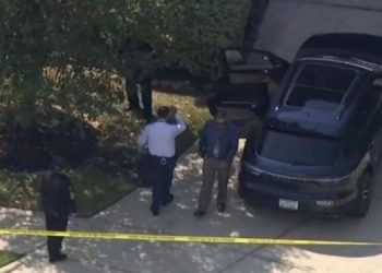 E rëndë/ Prindërit e harruan brenda në makinë, 8-vjeçarja pëson atak kardiak